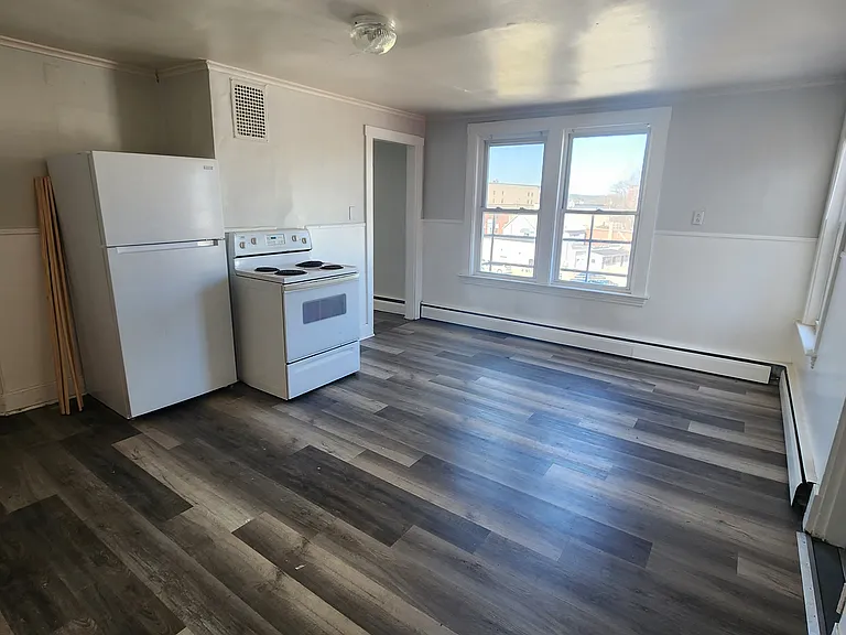 54 Blake St #6 — Photo 2