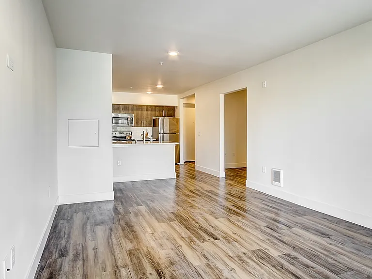 Dunn Motors Apartments — Photo 89