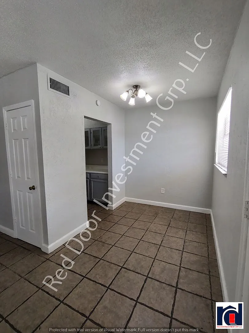 Spacious 1 bedroom 1 bath Condo~Leesburg~ — Photo 2