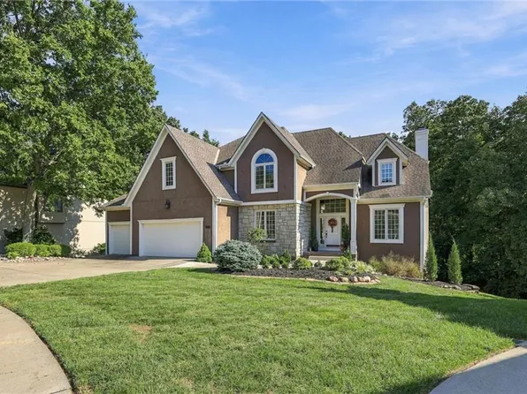 1325 NW 47th St, Kansas City, MO 64116