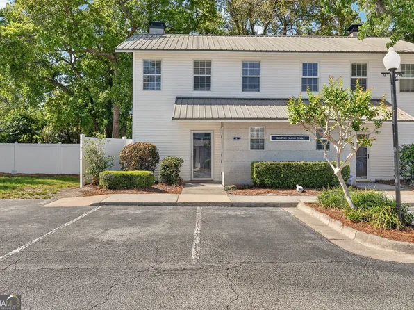 121 S Island Square Dr, Saint Simons Island, GA 31522