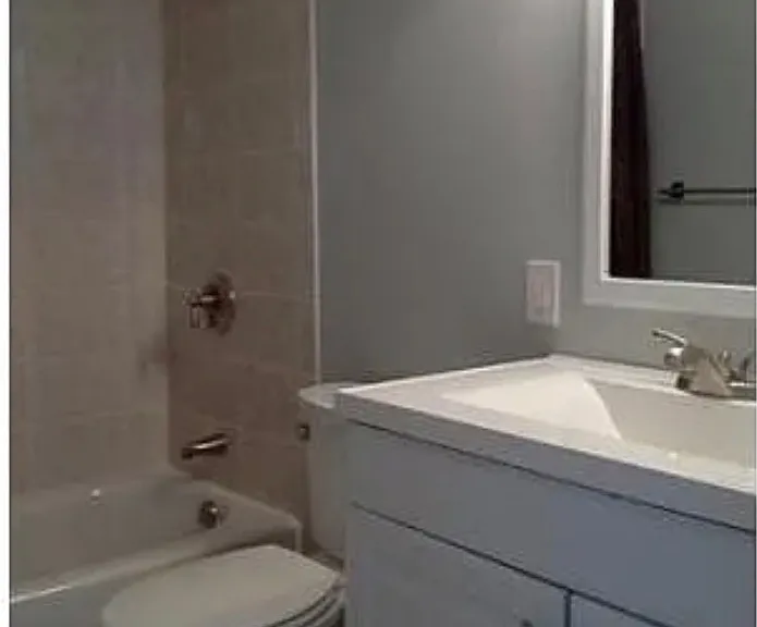 40 School St #7 — Photo 3