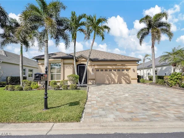 8633 Brittania Dr, Fort Myers, FL 33912