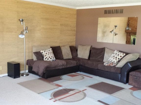 2nd image of 624 Kingswood Dr