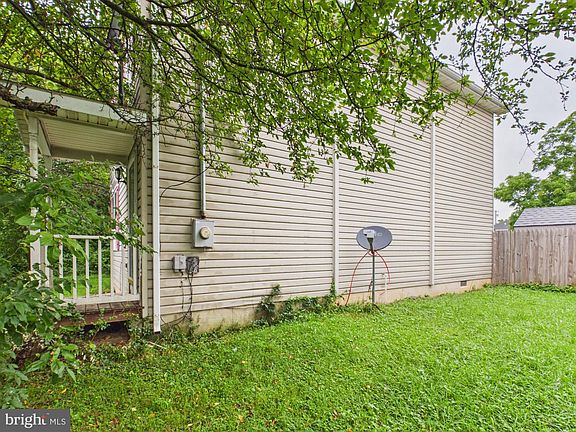 4th image of 307 W Moler Ave