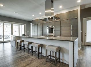 1812 Dakar Rd E, Fort Worth, TX 76116