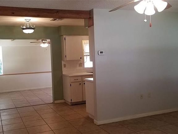 5th image of 7 S Lincoln Ave