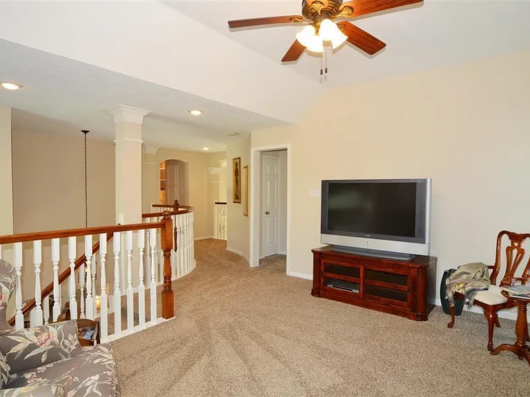 4103 Walnut Pond Dr — Photo 16