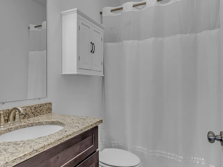 2045 Pinecrest Dr — Photo 14