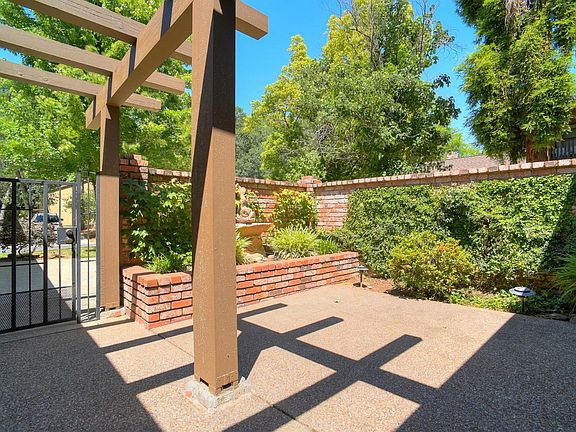 5th image of 6914 Navarro Ct