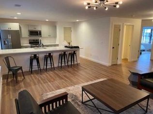 667 Sheafe Rd APT 203, Poughkeepsie, NY 12601