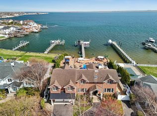 310 Bay Dr, Massapequa, NY 11758