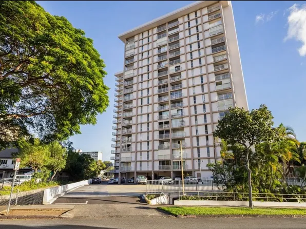 1617 Keeaumoku St APT 401, Honolulu, HI 96822