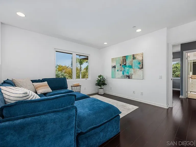 182 Andrew Ave — Photo 28