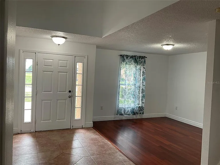 10318 Laxton St — Photo 7
