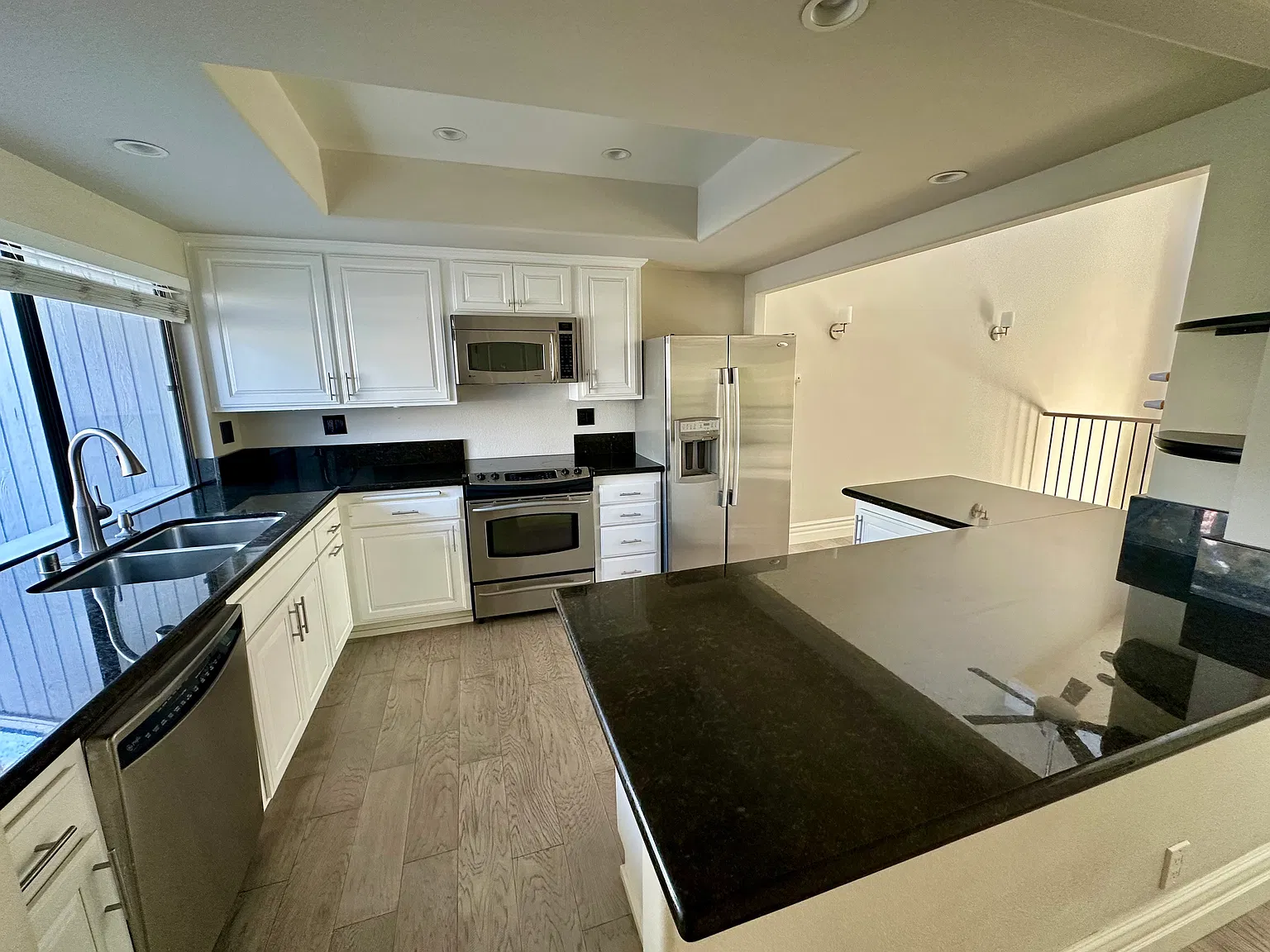 10 Escapade Ct — Photo 2
