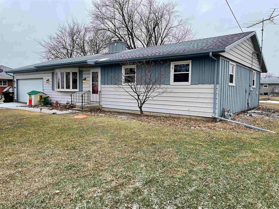 810 S 1st Ave, Forreston, IL 61030 Zillow