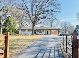 945 Jones Mill Rd, Cartersville, GA 30120