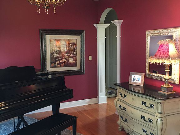 formal dining / piano room
