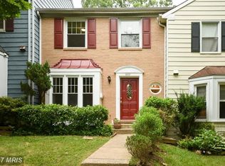 9021 Giltinan Ct, Springfield, VA 22153