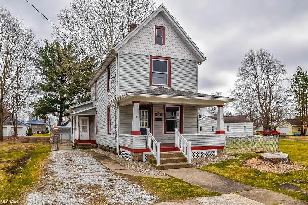 724 Euclid St SW photo 1