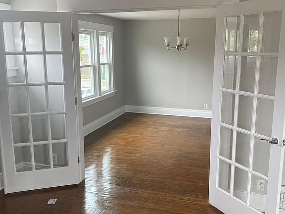 5th image of 19 Myron Ave Floor 2