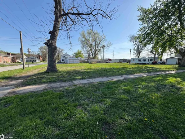 111 N 2nd St, Red Oak, IA 51566