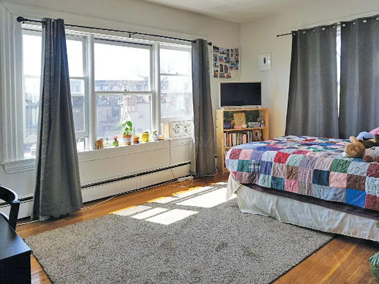 1800 Massachusetts Ave #32 — Photo 2