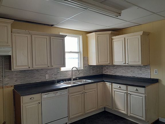 5th image of 3117 Avenue J