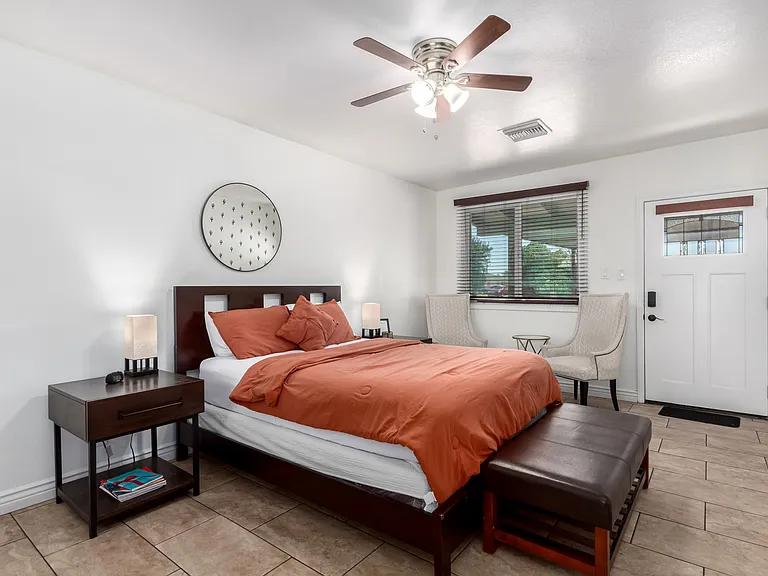 3212 E Granada Rd — Photo 14