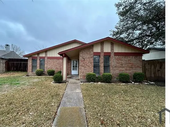 6118 Big Bend Dr, Mesquite, TX 75150