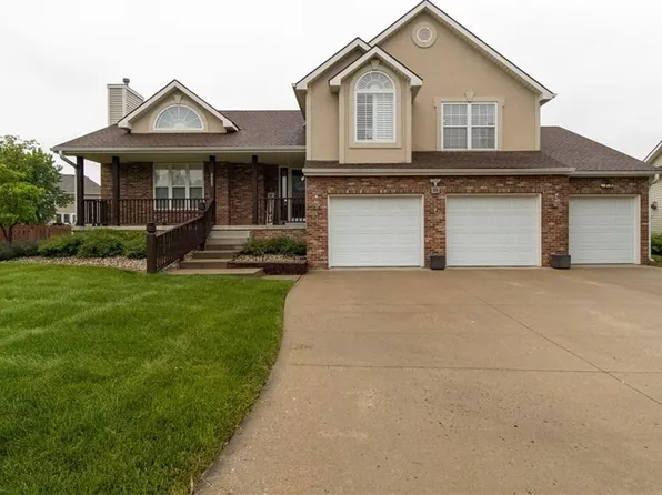 4507 Wilshire Dr S, Saint Joseph, MO 64506