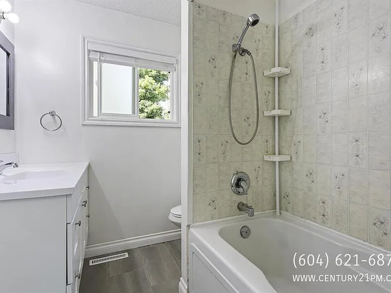 10245 Wedgewood Dr #UPPER — Photo 17