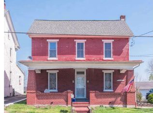 359 Hoffmansville Rd, Bechtelsville, PA