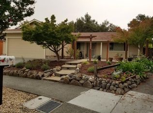 1500 Cunningham Way, Santa Rosa, CA 95403