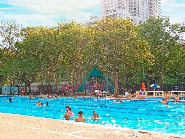 444 East 75th Street image 7 of 9