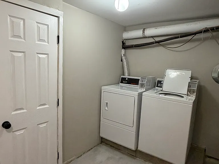 7503 W 64th St #2 — Photo 10