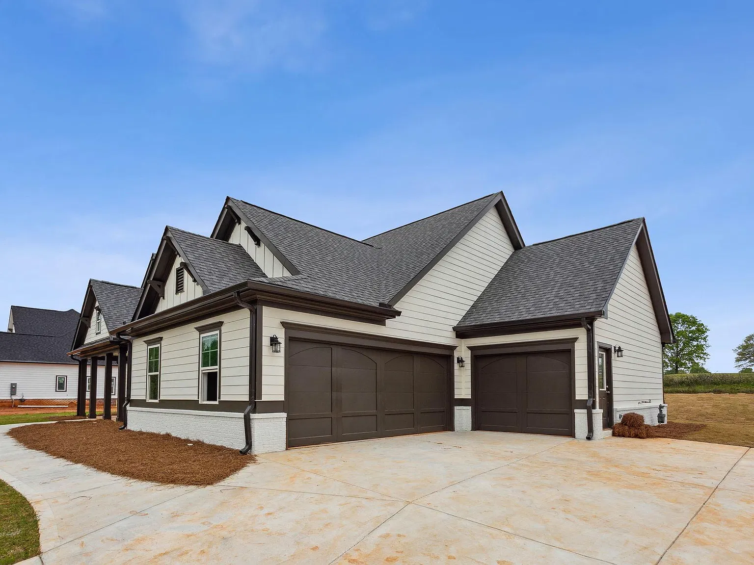 2065 Chestnut Oak Trl — Photo 2