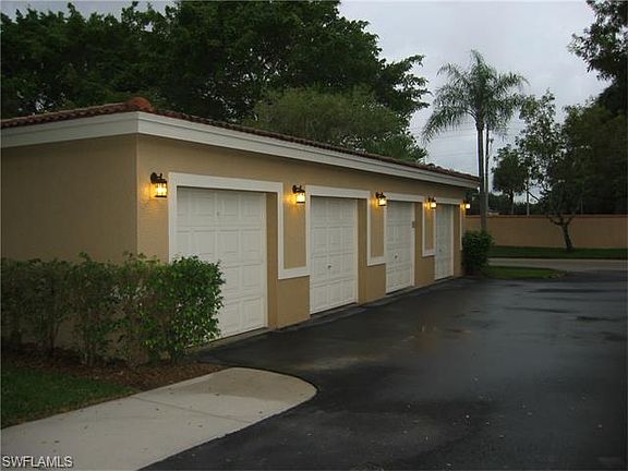 2nd image of 6528 Huntington Lakes Cir #8104