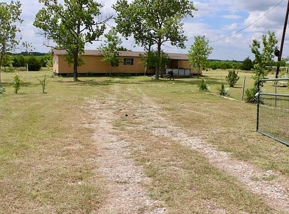 2nd image of 3996 County Road 4415