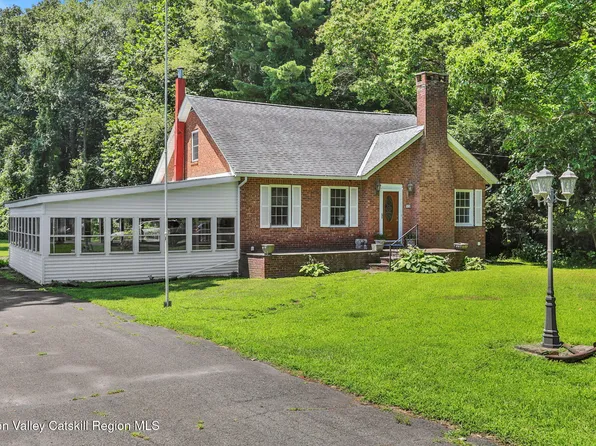 15 Spaulding Lane, Saugerties, NY 12477