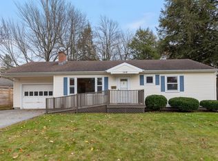 149 Shore Rd, Burlington, VT 05408