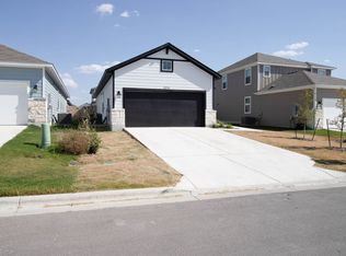 204 Wild Wind Trl, Jarrell, TX 76537