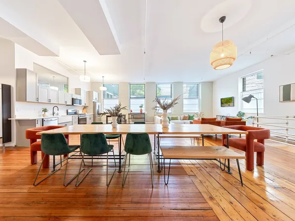 69 Harvey St APT 3, Cambridge, MA 02140