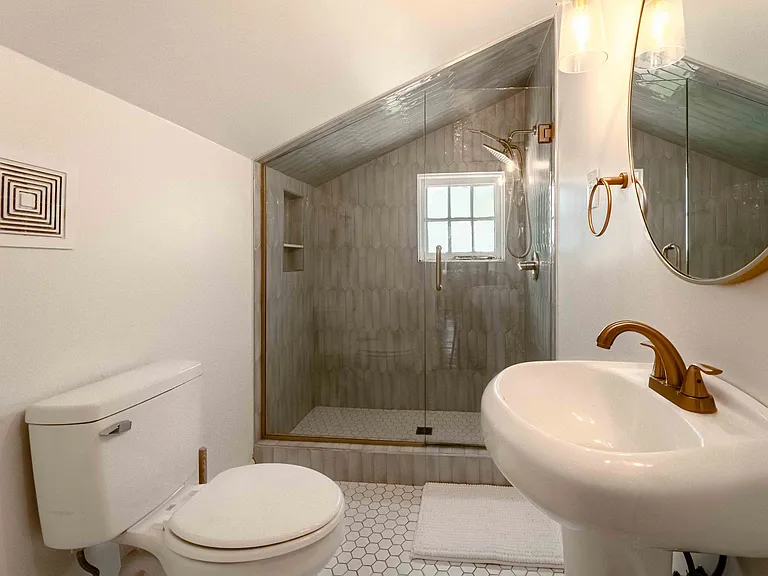 1435 Johns Rd — Photo 27