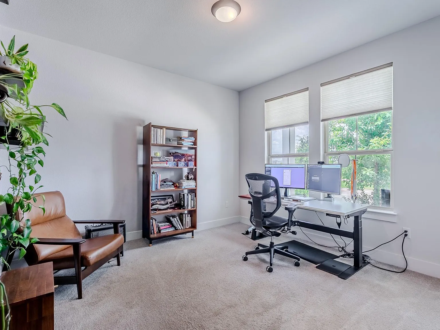4 bed, 2.5 bath, 2147 sqft, $3,327 — Photo 3
