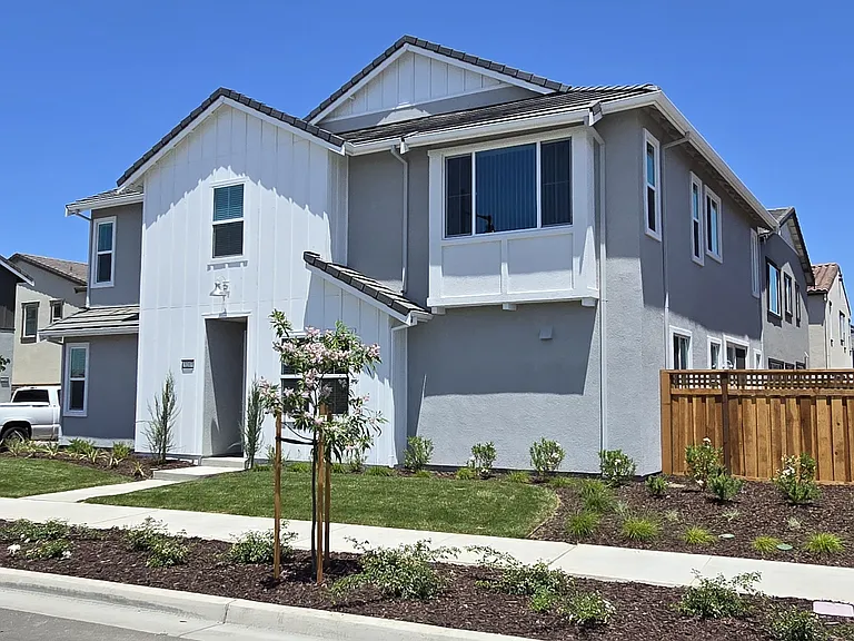 3217 Shrute Dr — Photo 19