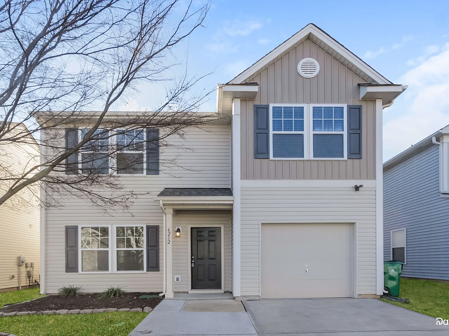 3 bed, 2.5 bath, 2094 sqft, $2,175 — Photo 1