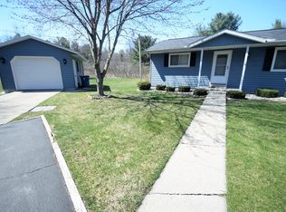 1909 N 5 Mile Rd, Sanford, MI 48657