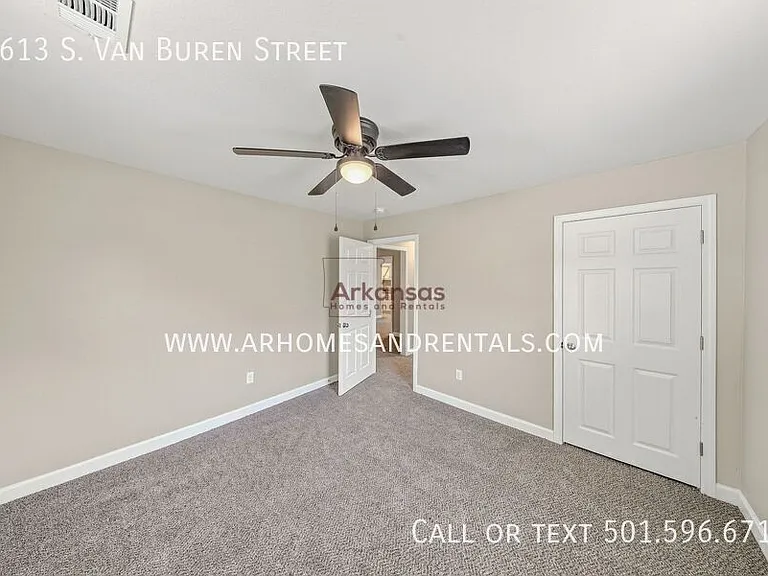 2613 S Van Buren St — Photo 8